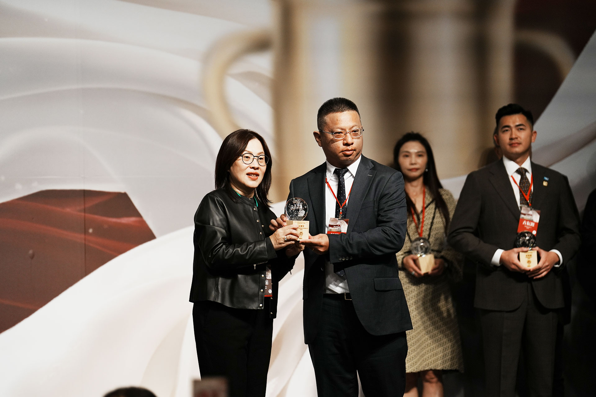 喜报！领志科技入选 2025 百大 MVP，北科大 EMBA 群星闪耀